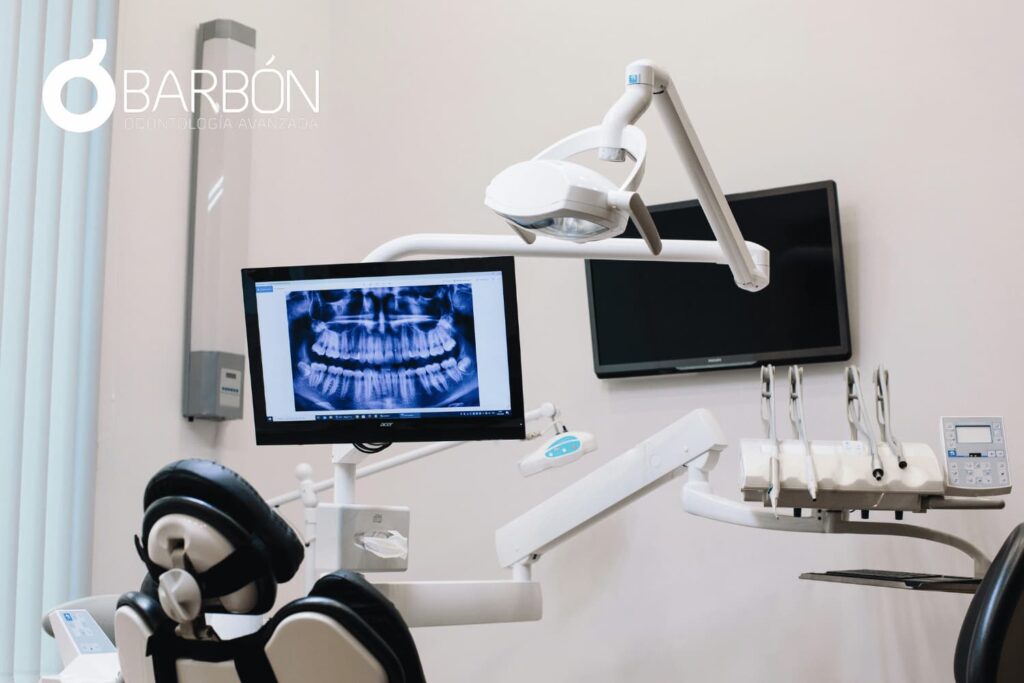 Evaluando los tipos de prótesis dentales que puede utilizar el paciente